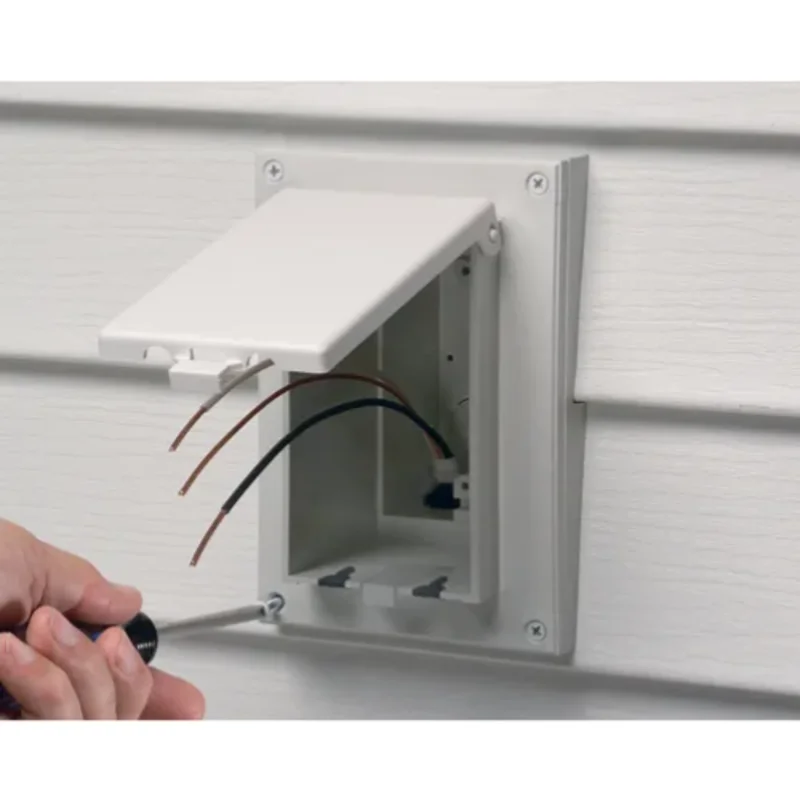 1 Gang Low Profile Vertical Box For New Construction On Any Siding Clear Cover DBVR141W