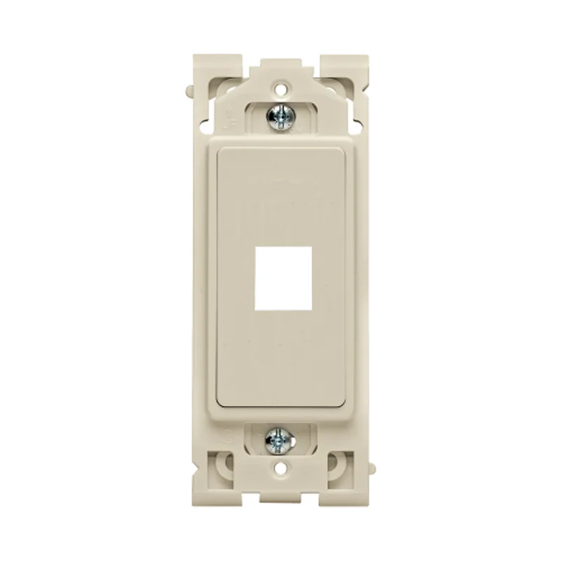 Leviton 1-Port Insert Navajo Sand RE640-NS1