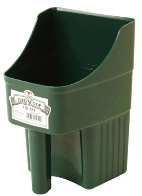 Little Giant 3 Quart Plastic Enclosed Feed Scoop Green