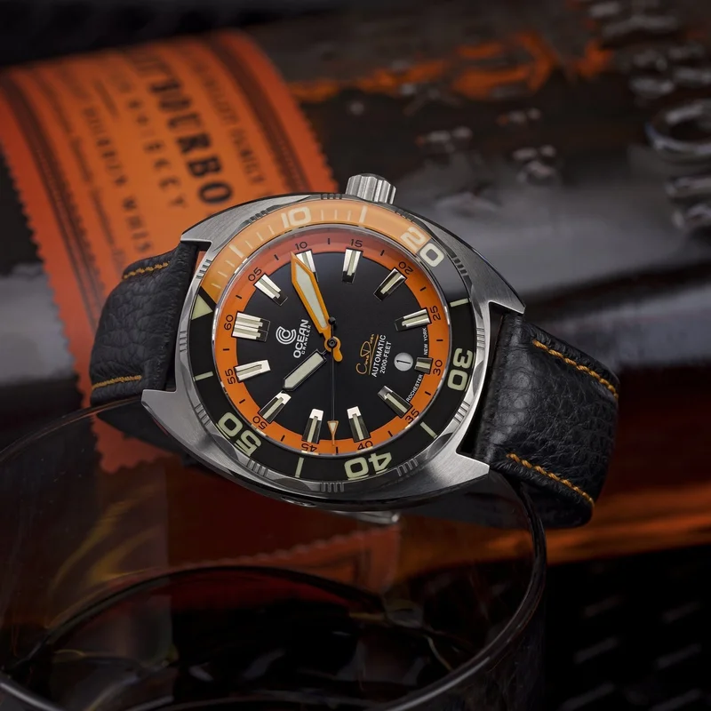 Ocean Crawler Core Diver - Black/Orange Chapter Ring - Sample
