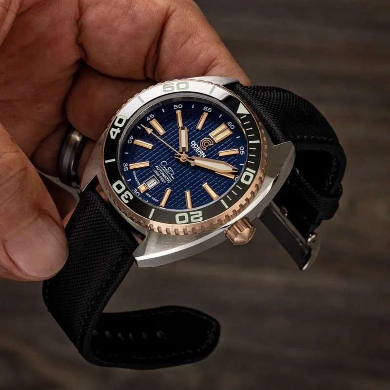 Ocean Crawler Core Diver - Solid Gold Bezel - Store Sample