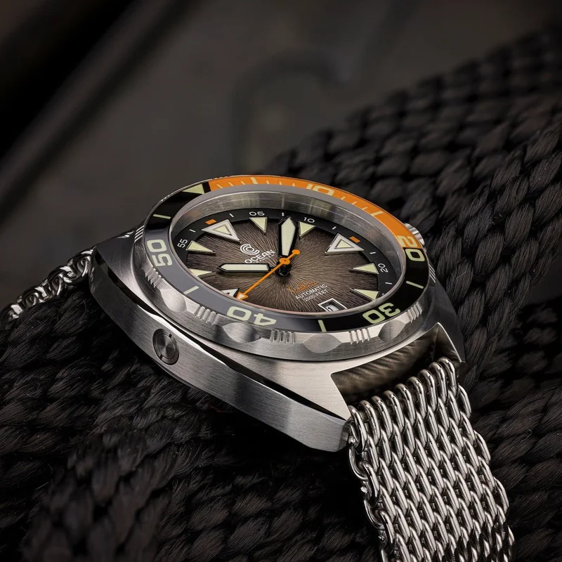 Ocean Crawler Core Diver V3 - Black Textured - Store Sample