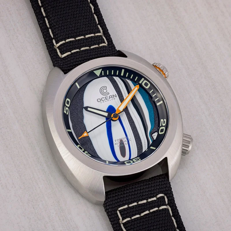Ocean Crawler Great Lakes Diver - Fordite - Unique piece - Azure Asphalt Sprinter